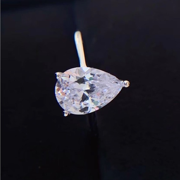 Classic Teardrop 2 Carat Moissanite Ring Radiant - Picture 5 of 10